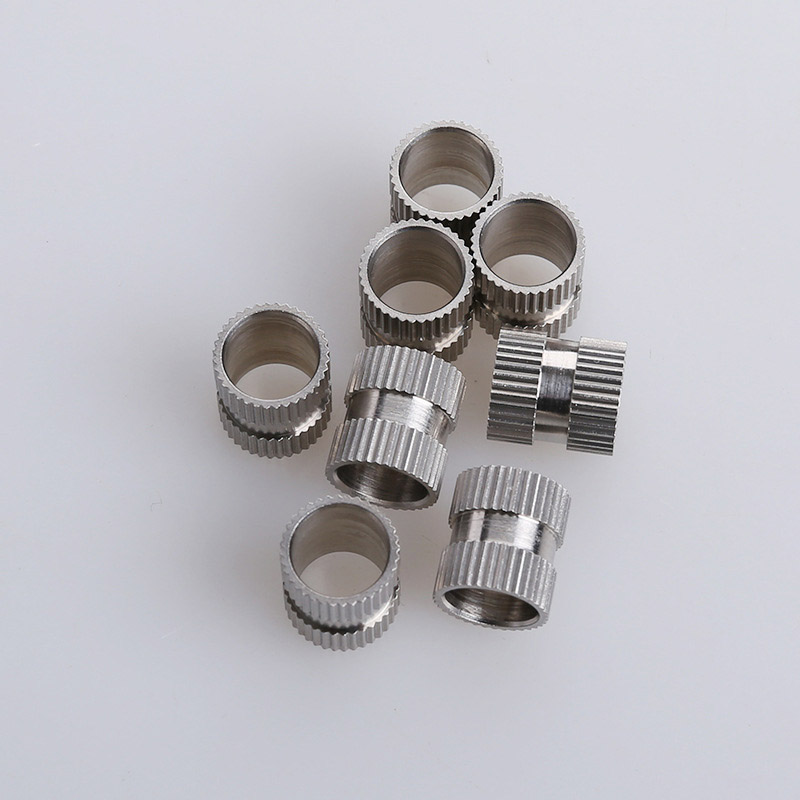 น็อตสอดสองทาง