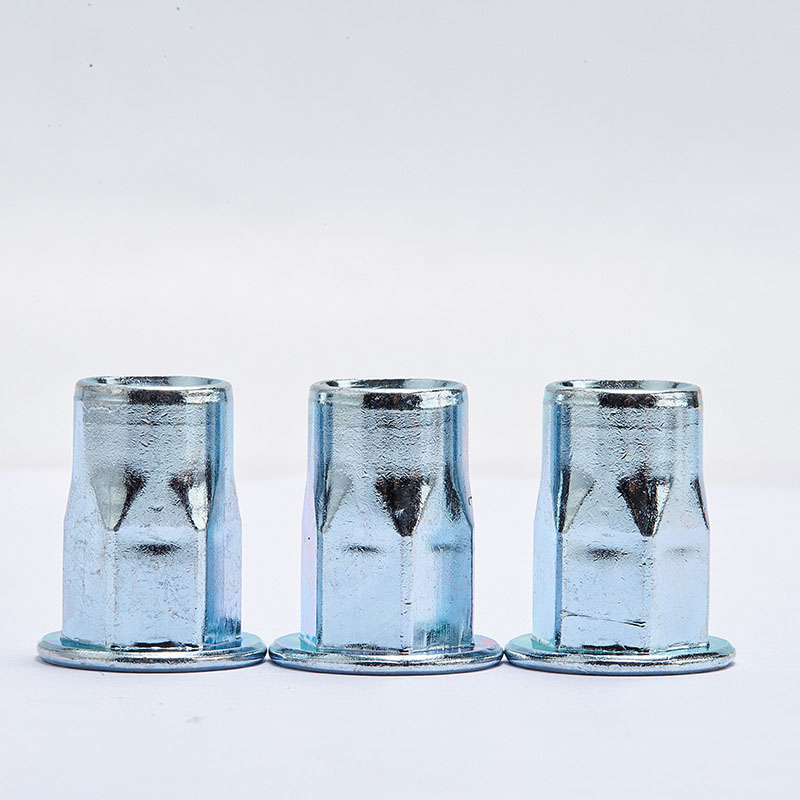 น็อตล็อคหกเหลี่ยมแบบล็อคหกเหลี่ยม