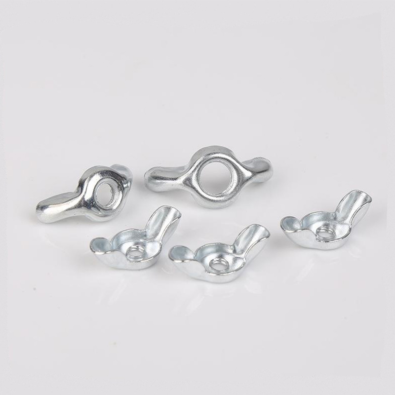 วิงนัท หูมน